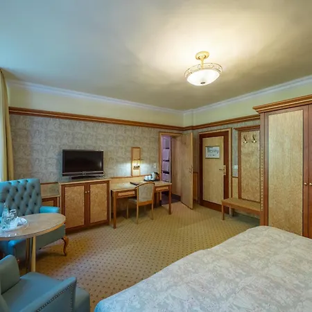 Haecker's Hotel