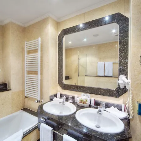 Hotel Haecker's 4*
